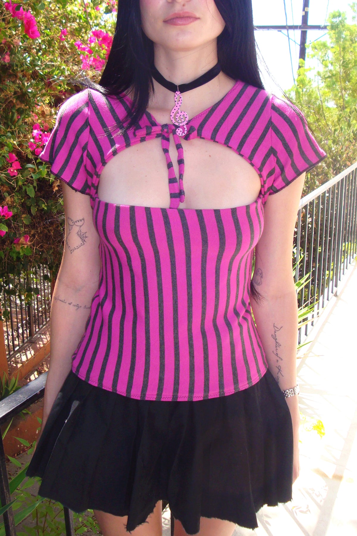 Valencia Keyhole Top