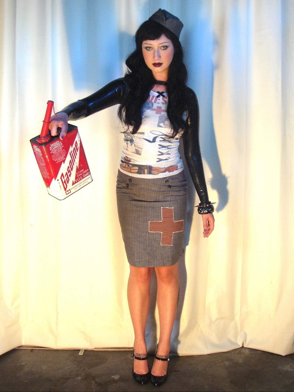 Heart's Disease Grey Pinstripe Skirt - S
