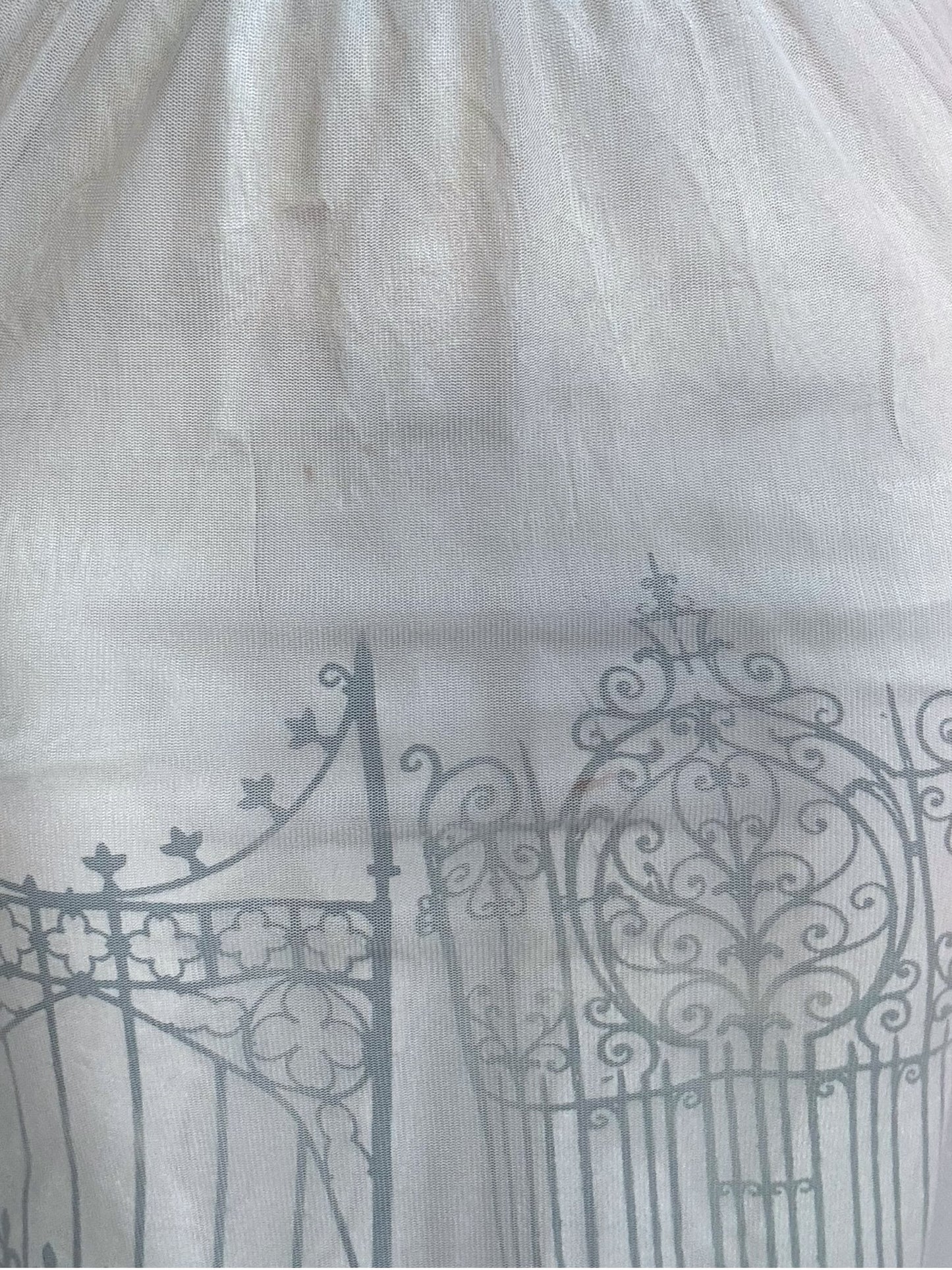 Gated Visions Grey Tulle Skirt - M